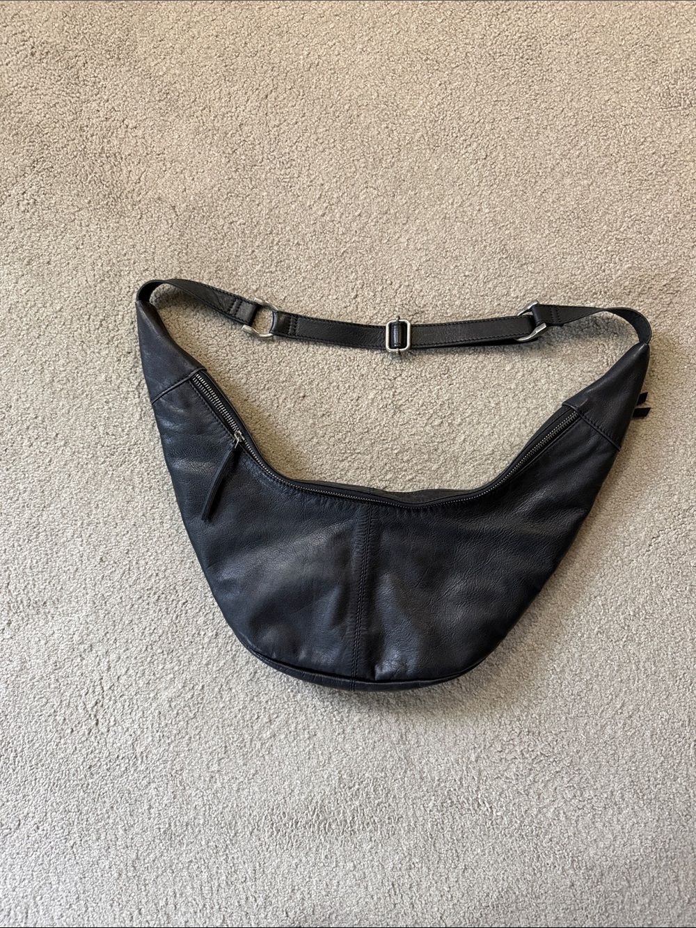 Free people Black Leather Crescent Shoulder Bag - Picture 3 of 5